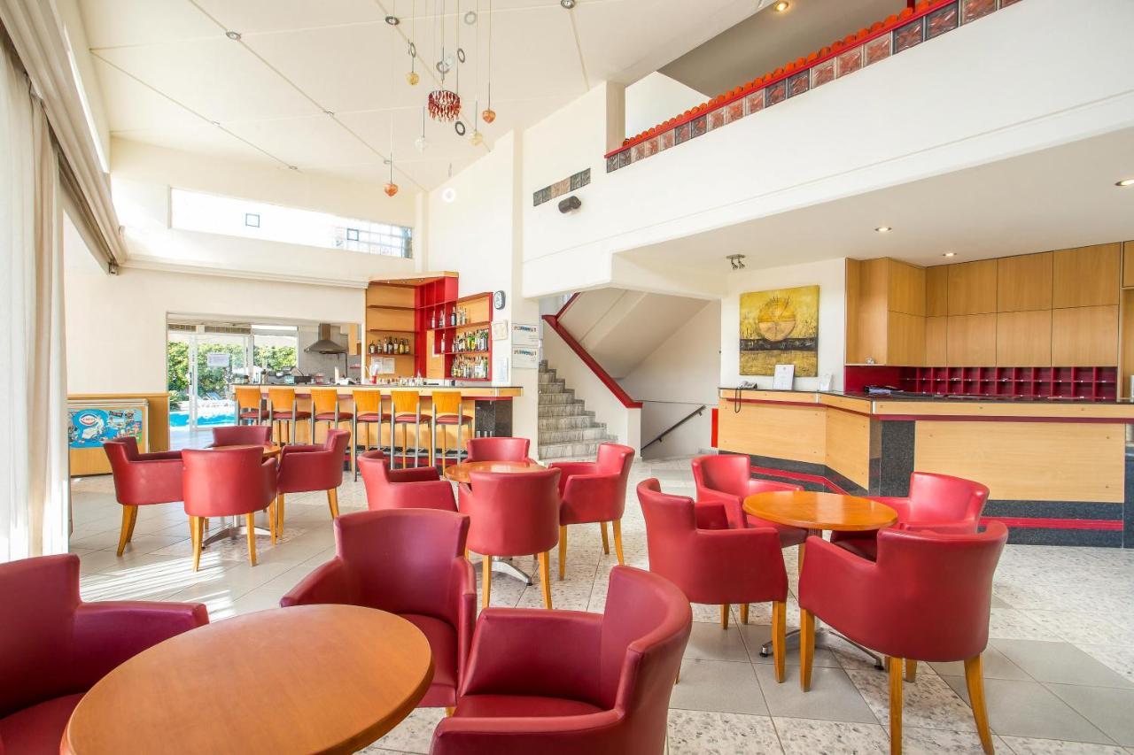 Irinna Aparthotel
