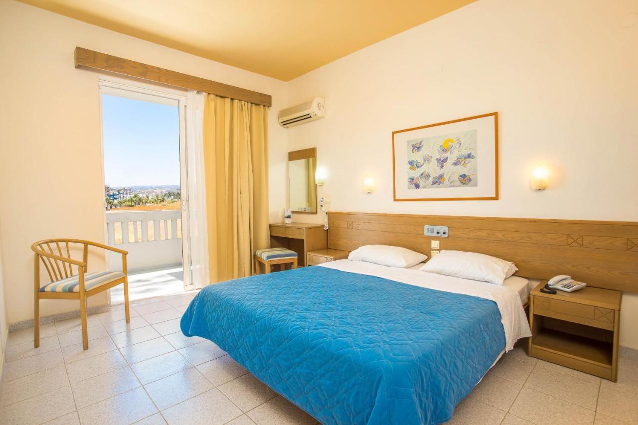 Irinna Aparthotel